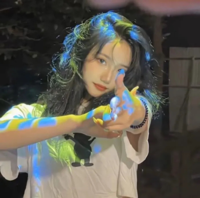 美女귀운_美女女头真人