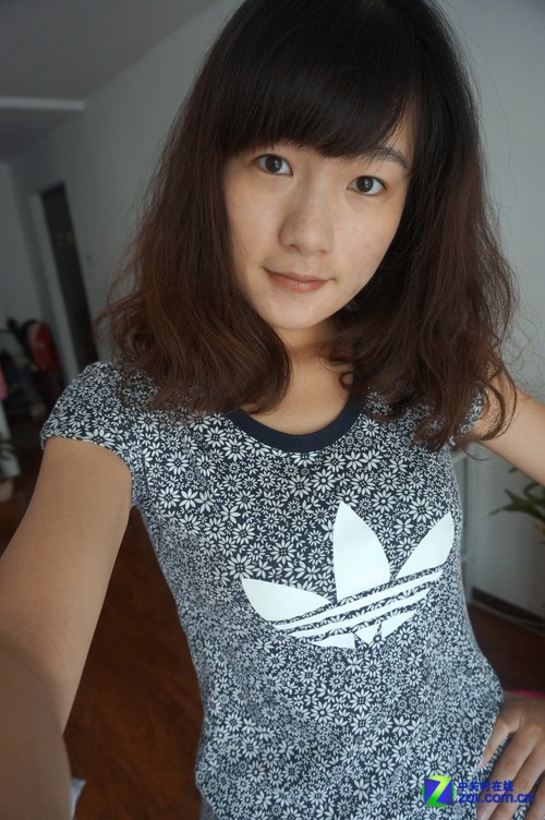 美女自拍街拍美女