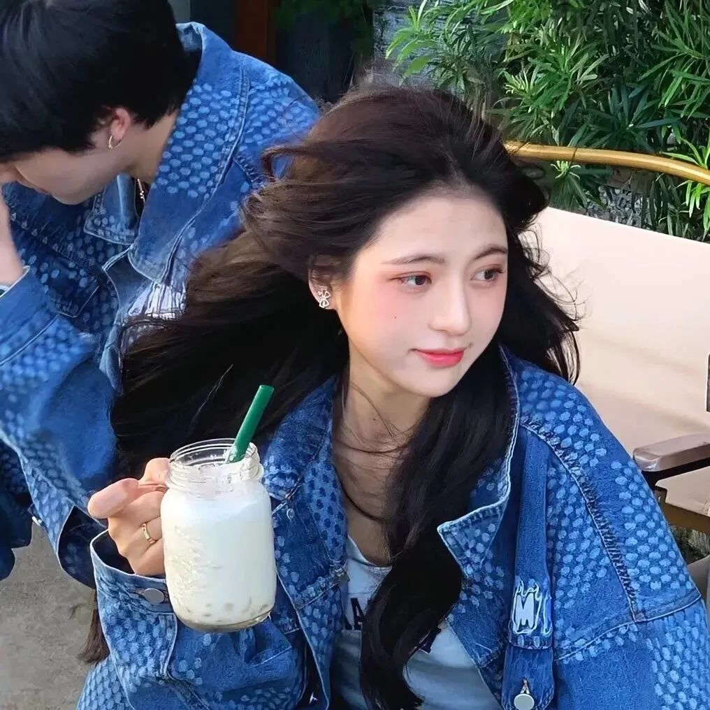 美女Deco_美女情头真人