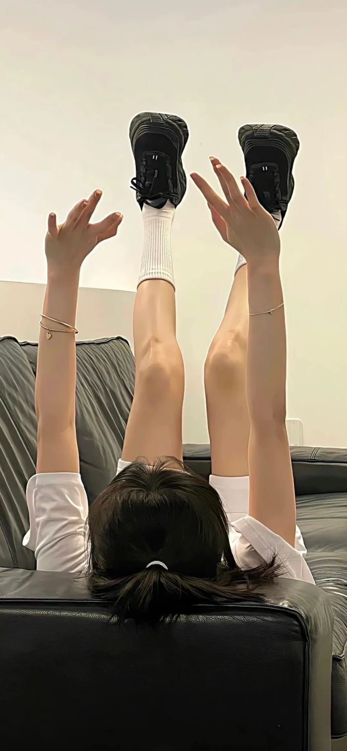 真人美女壁纸背景图片_真人美女壁纸真人闺头