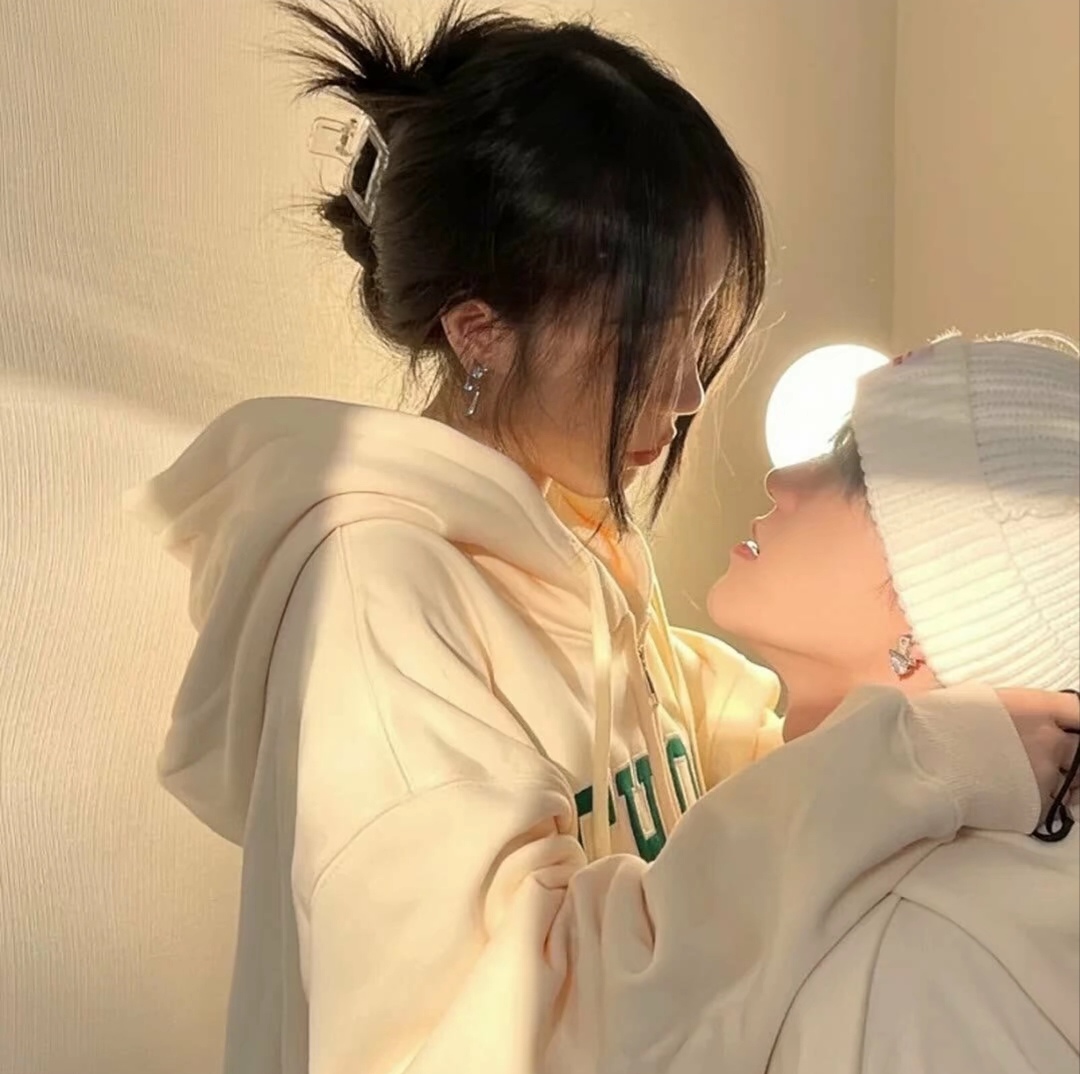 美女背景图片_美女女真人