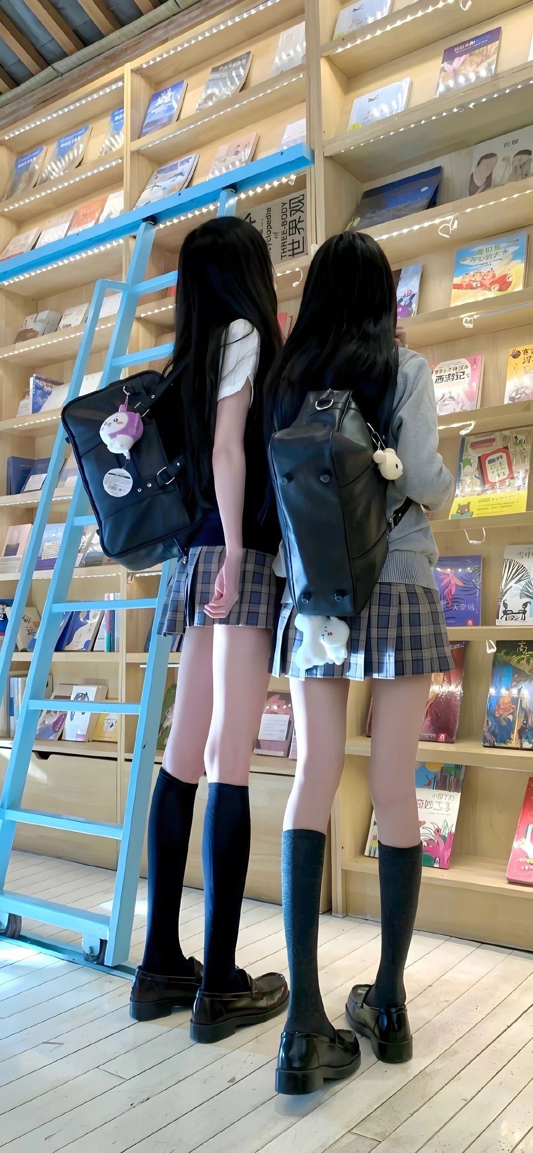 真人美女照片8K_真人美女照片真人