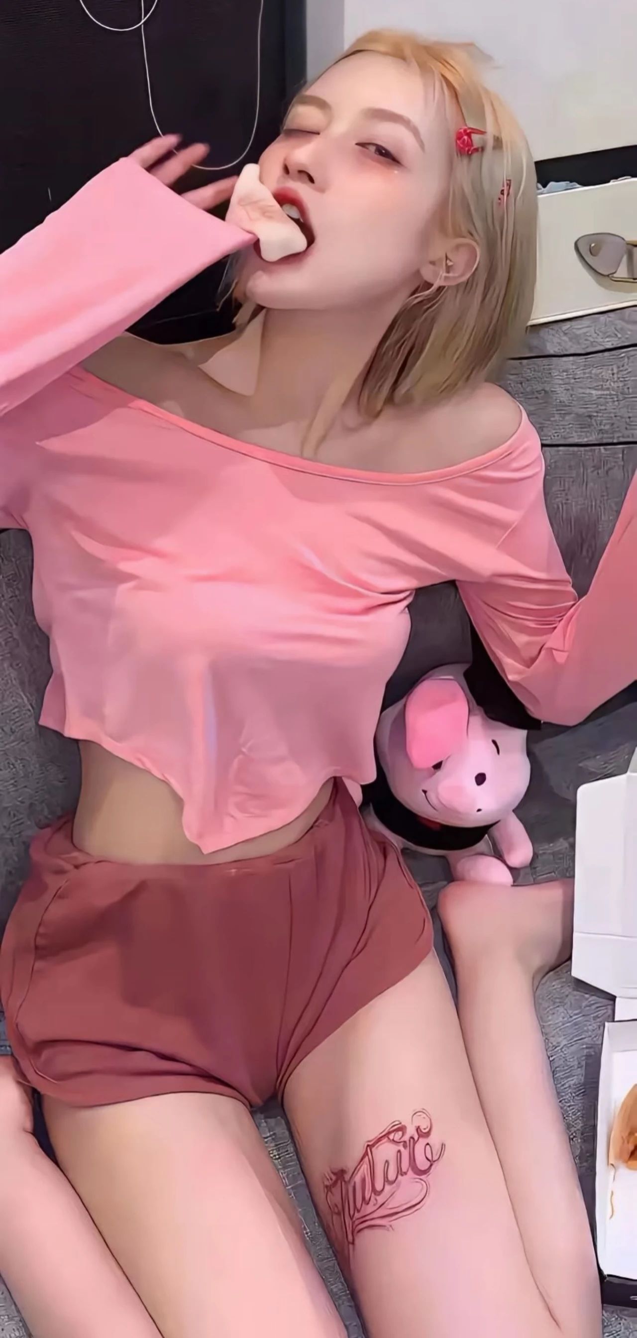 真人美女自拍壁紙_真人美女自拍美女壁纸，真人壁纸