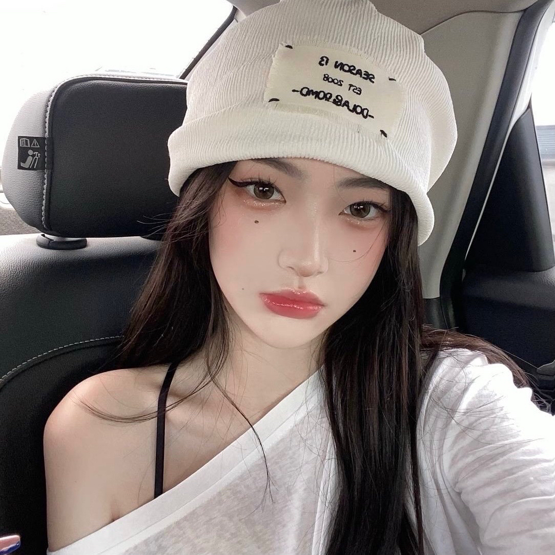 真人美女自拍美少女_真人美女自拍真人壁纸