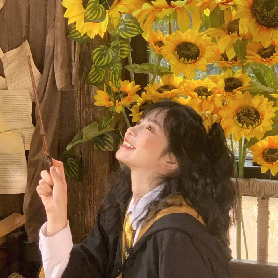 真人美女照片图片_真人美女照片女生头像真人美女头像动漫头像