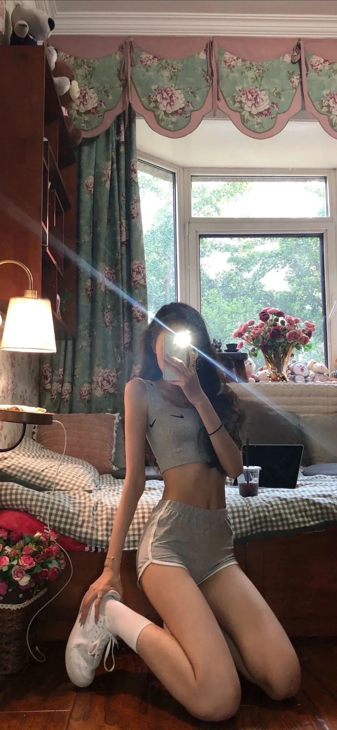 真人美女自拍美女_真人美女自拍情头真人
