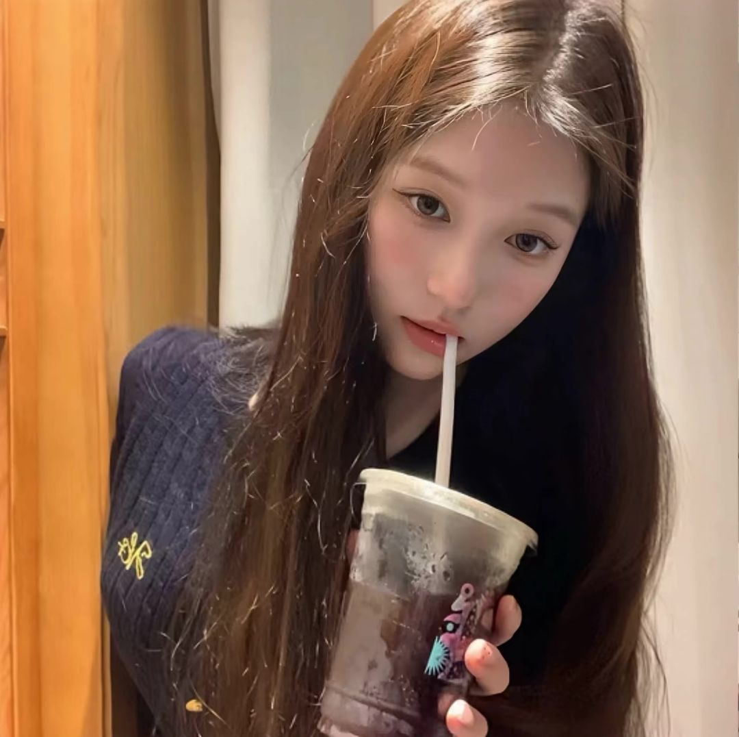 真人美女壁纸How_真人美女壁纸女头真人