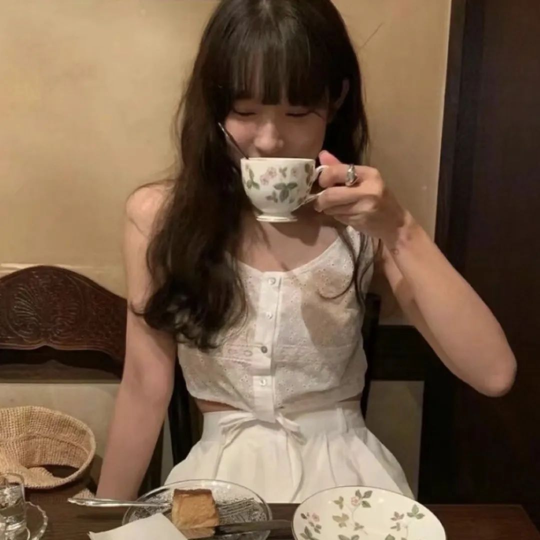 真人美女照片귀운_真人美女照片情头真人