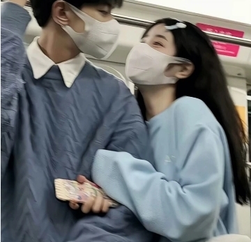 真人美女自拍背景图片_真人美女自拍女头真人