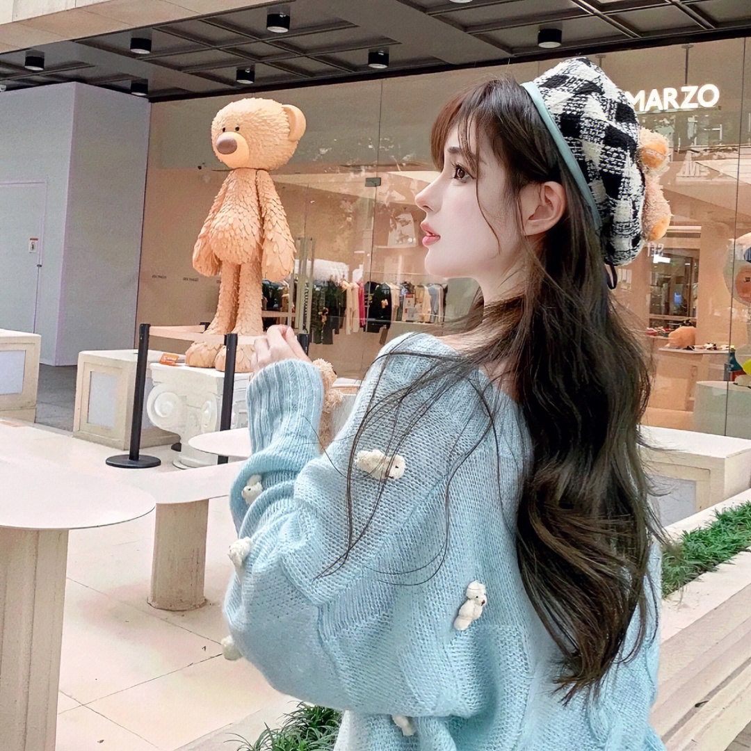 真人美女自拍夏天_真人美女自拍真人