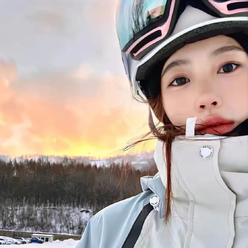 真人美女照片美女写真_真人美女照片真人闺头