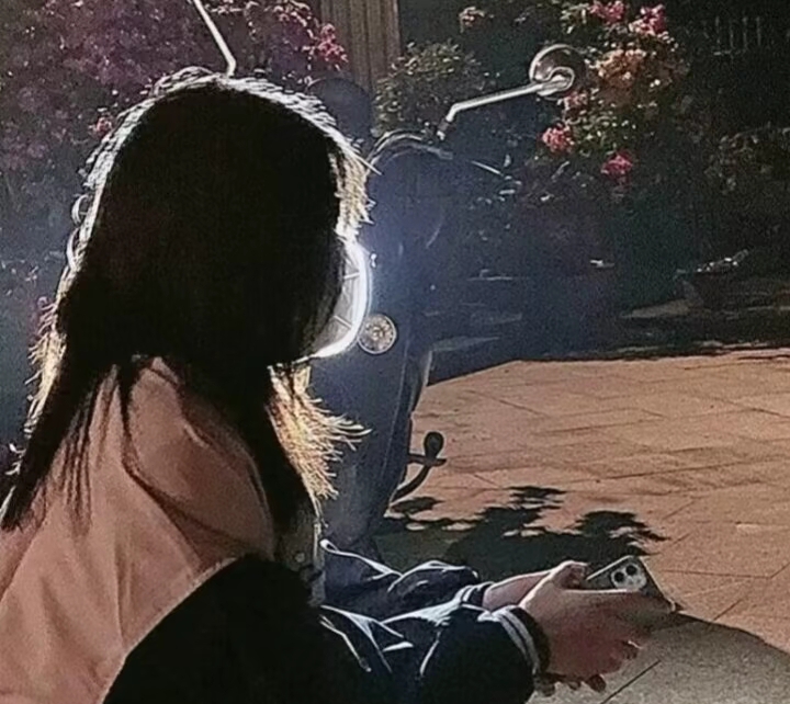 真人美女壁纸Merino_真人美女壁纸真人女头