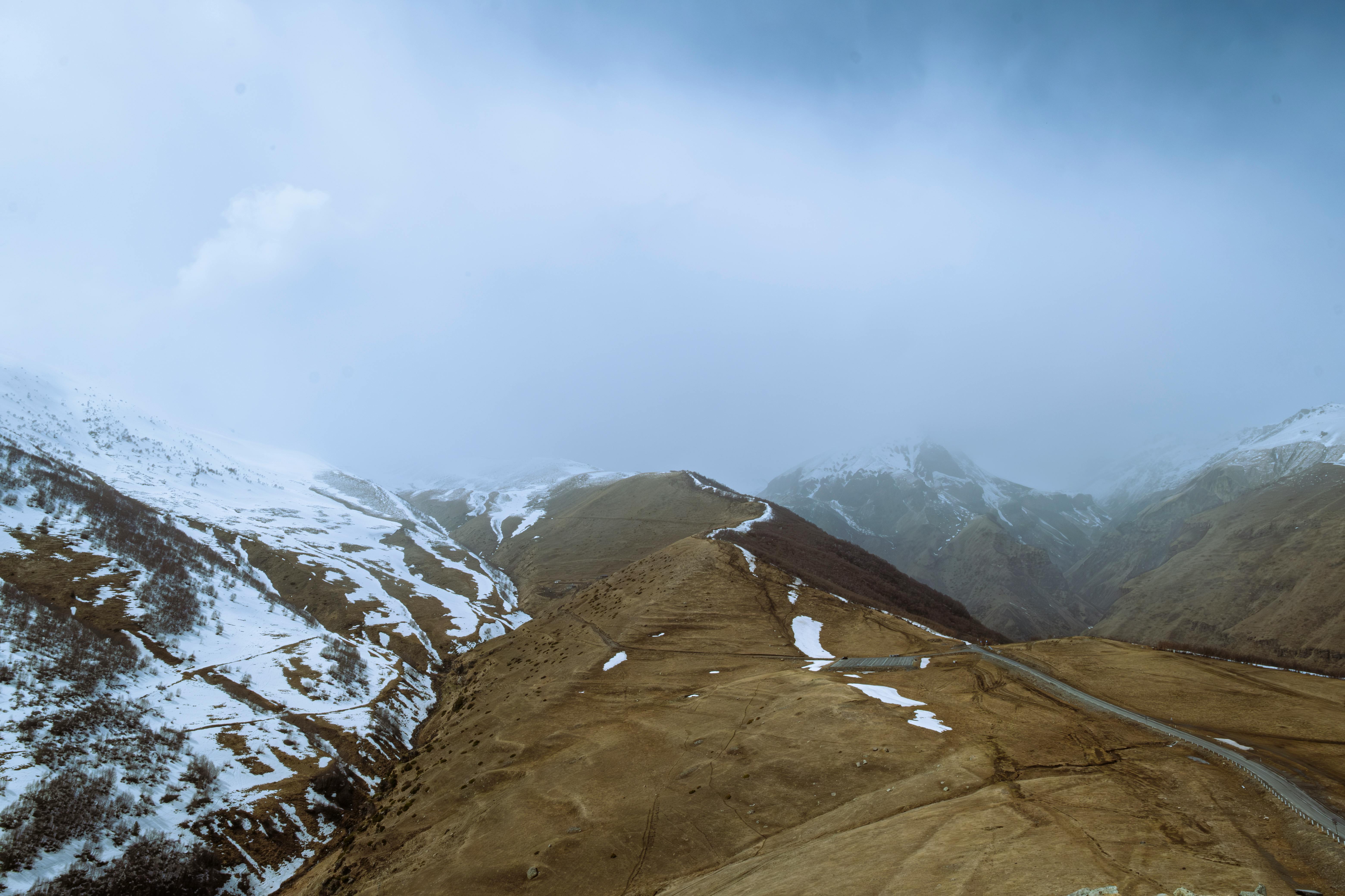 壁纸图片高清_多洛米蒂山脉的岩层风景