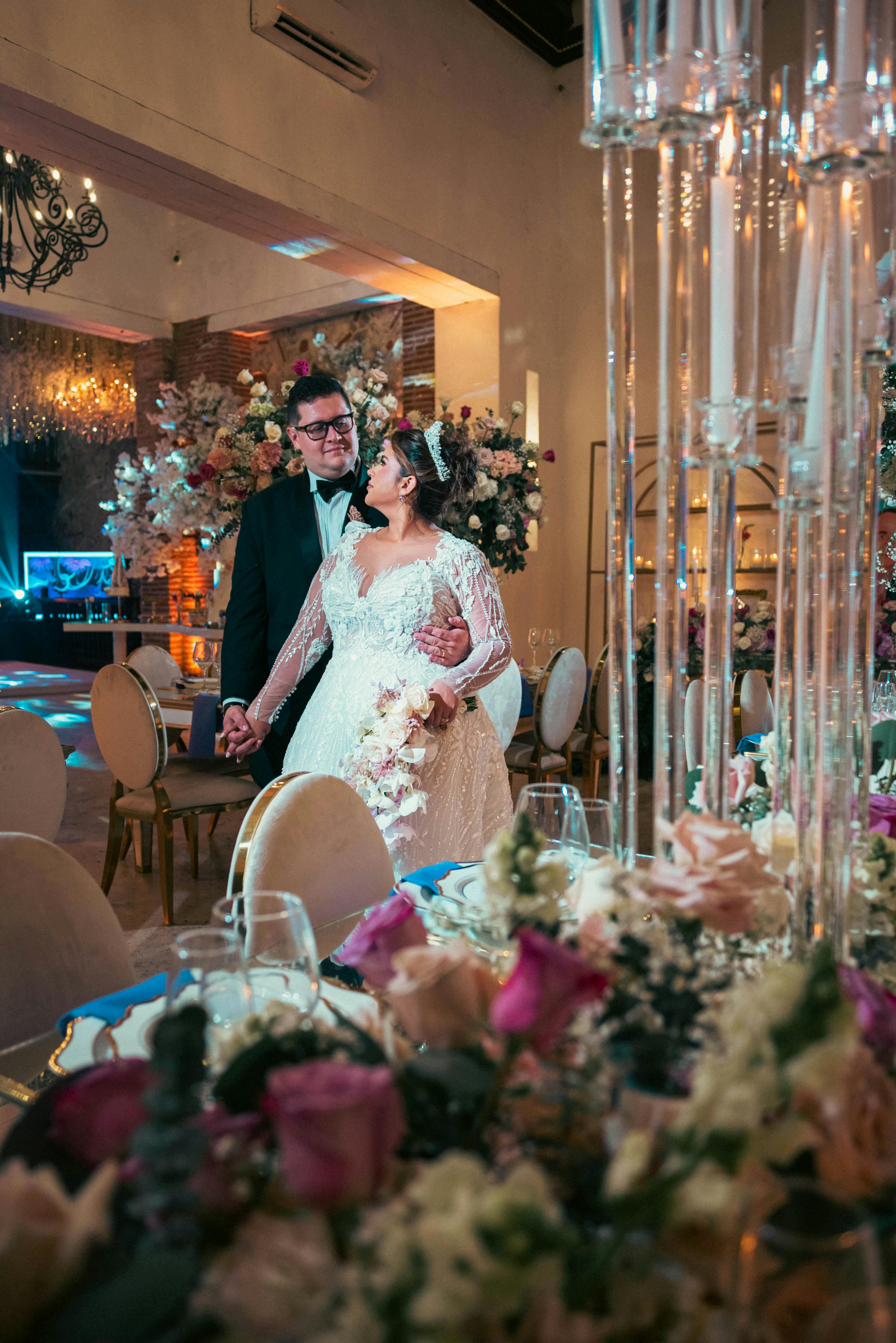 美女照片女_奢华场地的优雅婚礼庆典