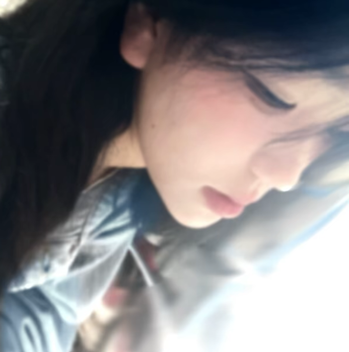 真人美女壁纸a_真人美女壁纸真人