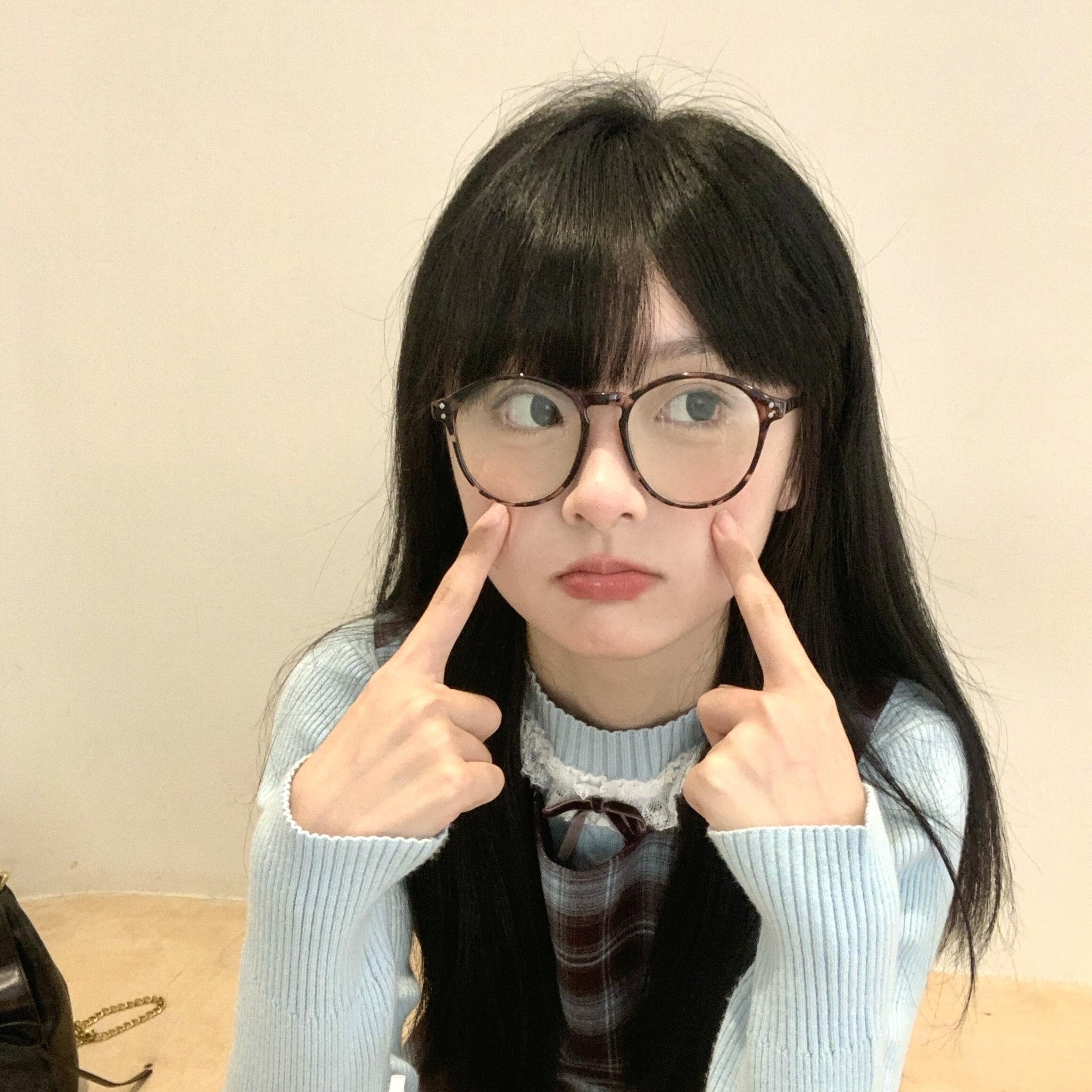真人美女头像Cute_真人美女头像美女壁纸，真人壁纸