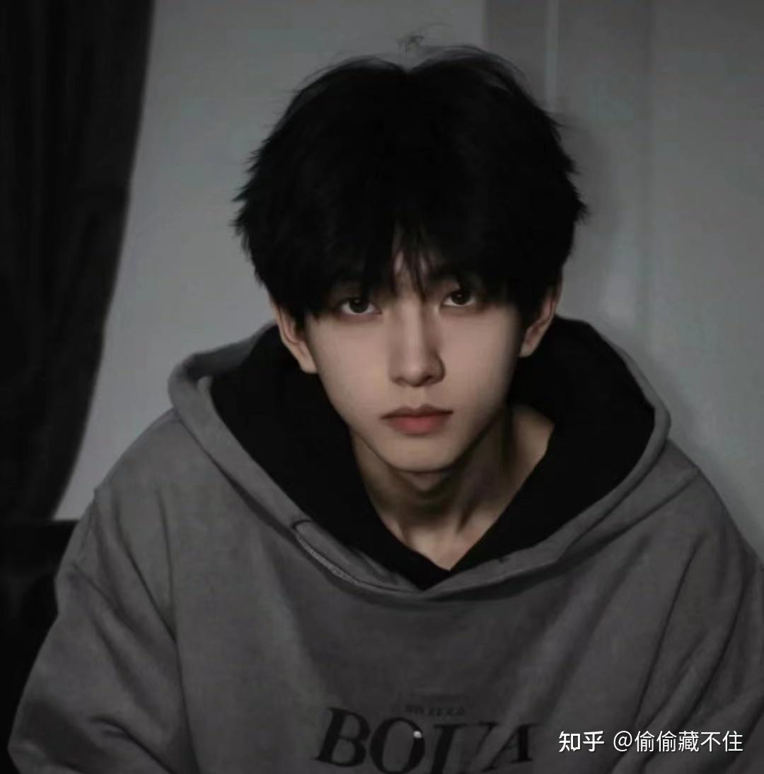 帅哥图片头像真人版昭和_帅哥头像图片头像