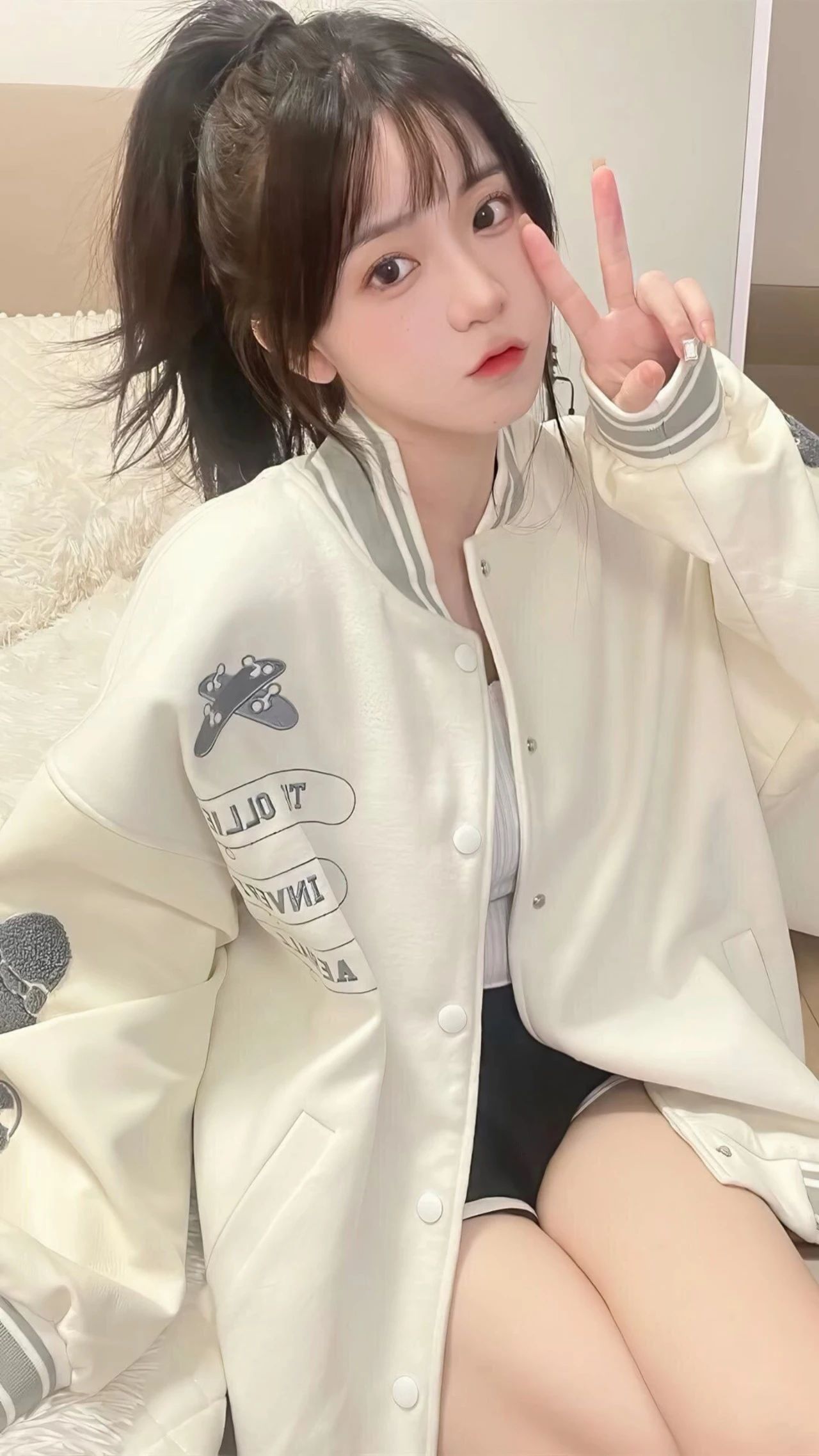 真人美女自拍to_真人美女自拍真人壁纸，美女壁纸