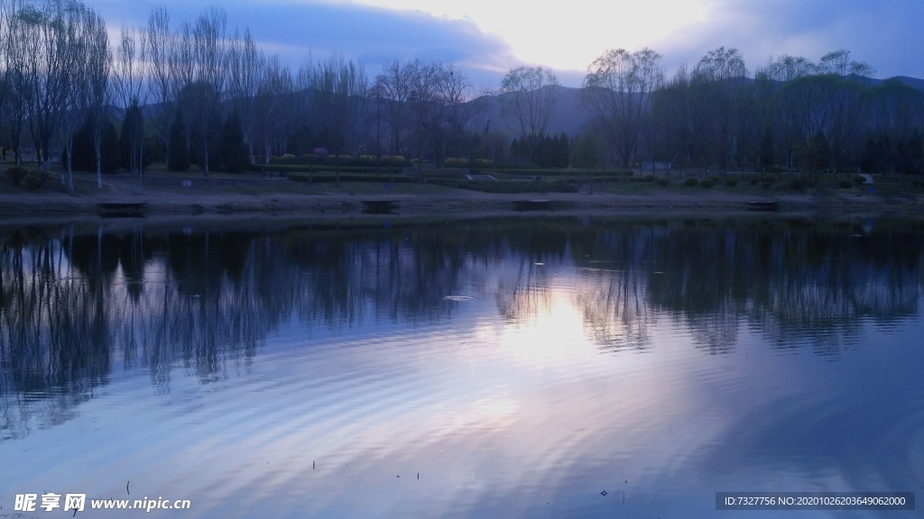 美景图片大全自然景象美丽景观风景高清桌面壁纸：宽屏：高清晰度：全屏幕_美景图片高清大图图片高清大图