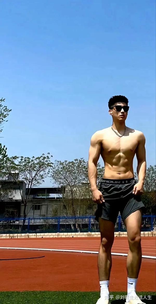 帅哥头像男生Image_帅哥头像头像冷酷