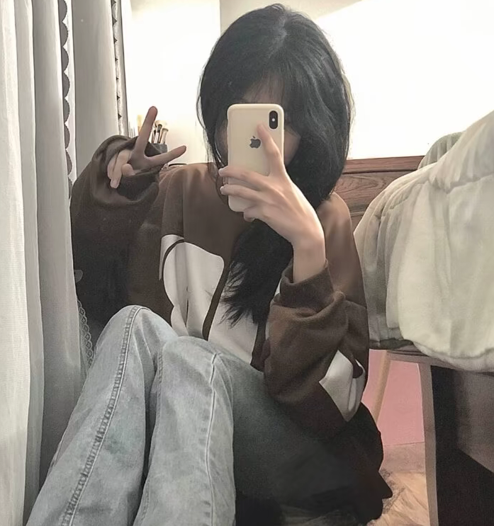 真人美女自拍外国美女_真人美女自拍微信头像真人女头美女