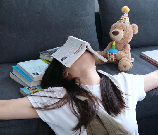 真人美女壁纸绘画_真人美女壁纸真人头像