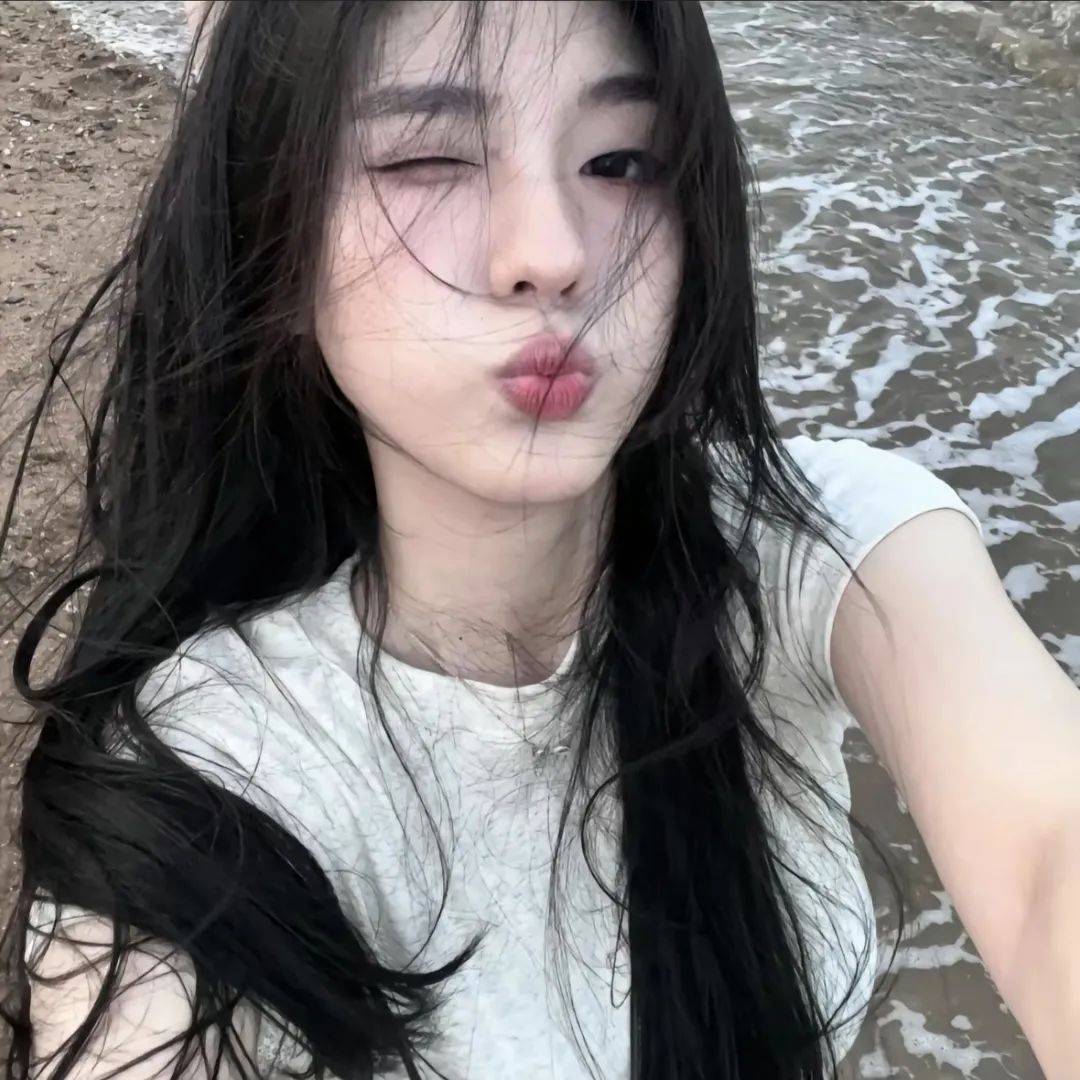 真人美女壁纸Ai_真人美女壁纸情头真人