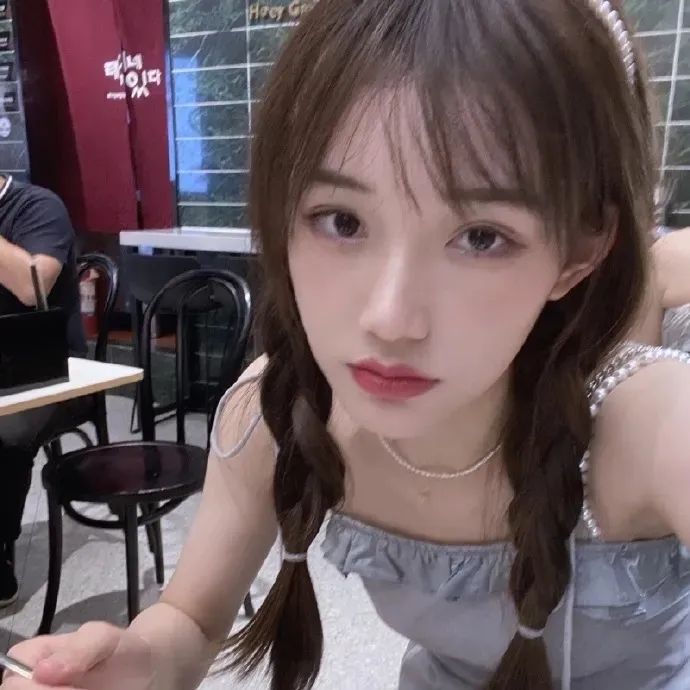 真人美女自拍照片_真人美女自拍美女头像，真人女生头像