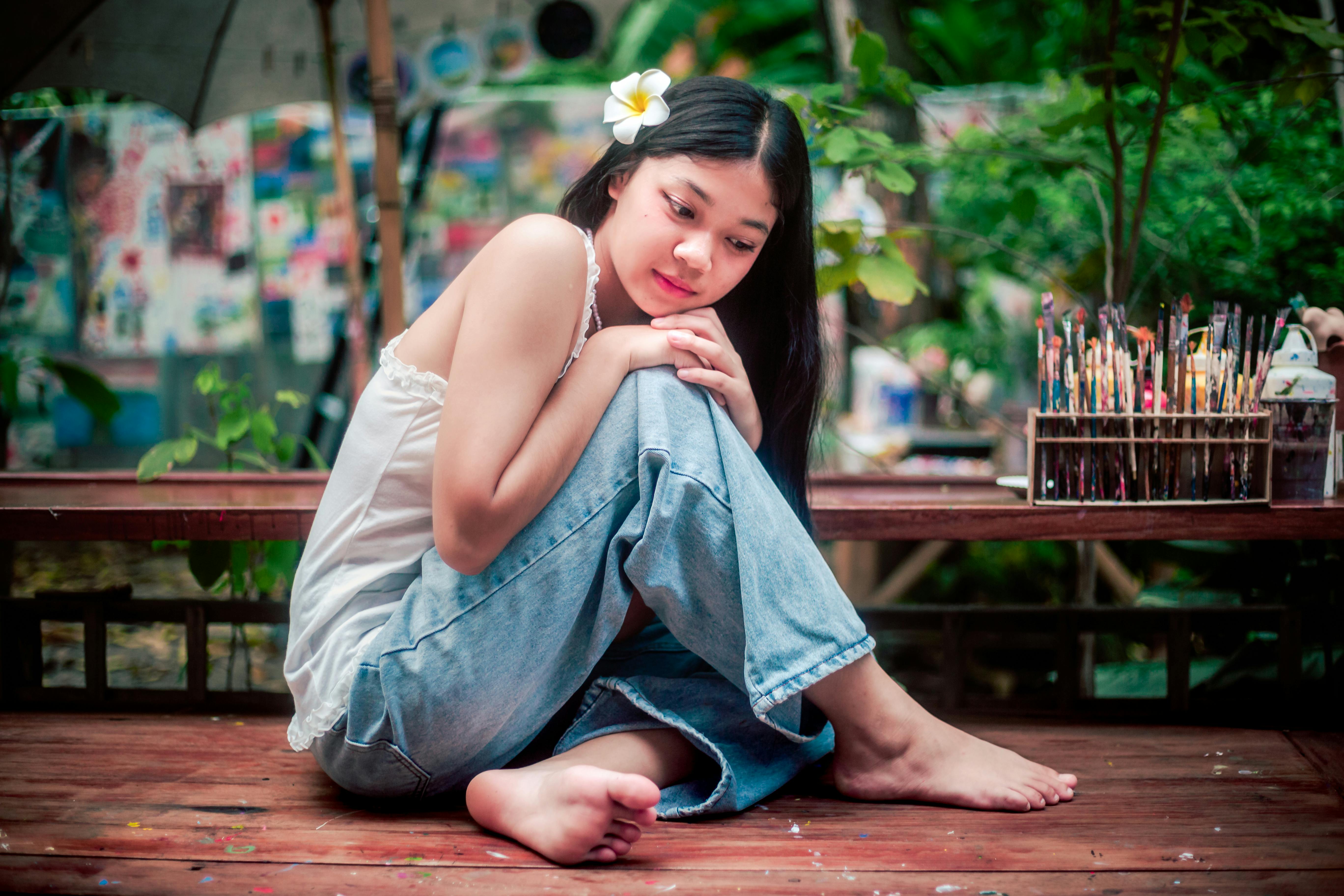 壁纸古风壁纸美女_夜市摊位卖蟹肉棒