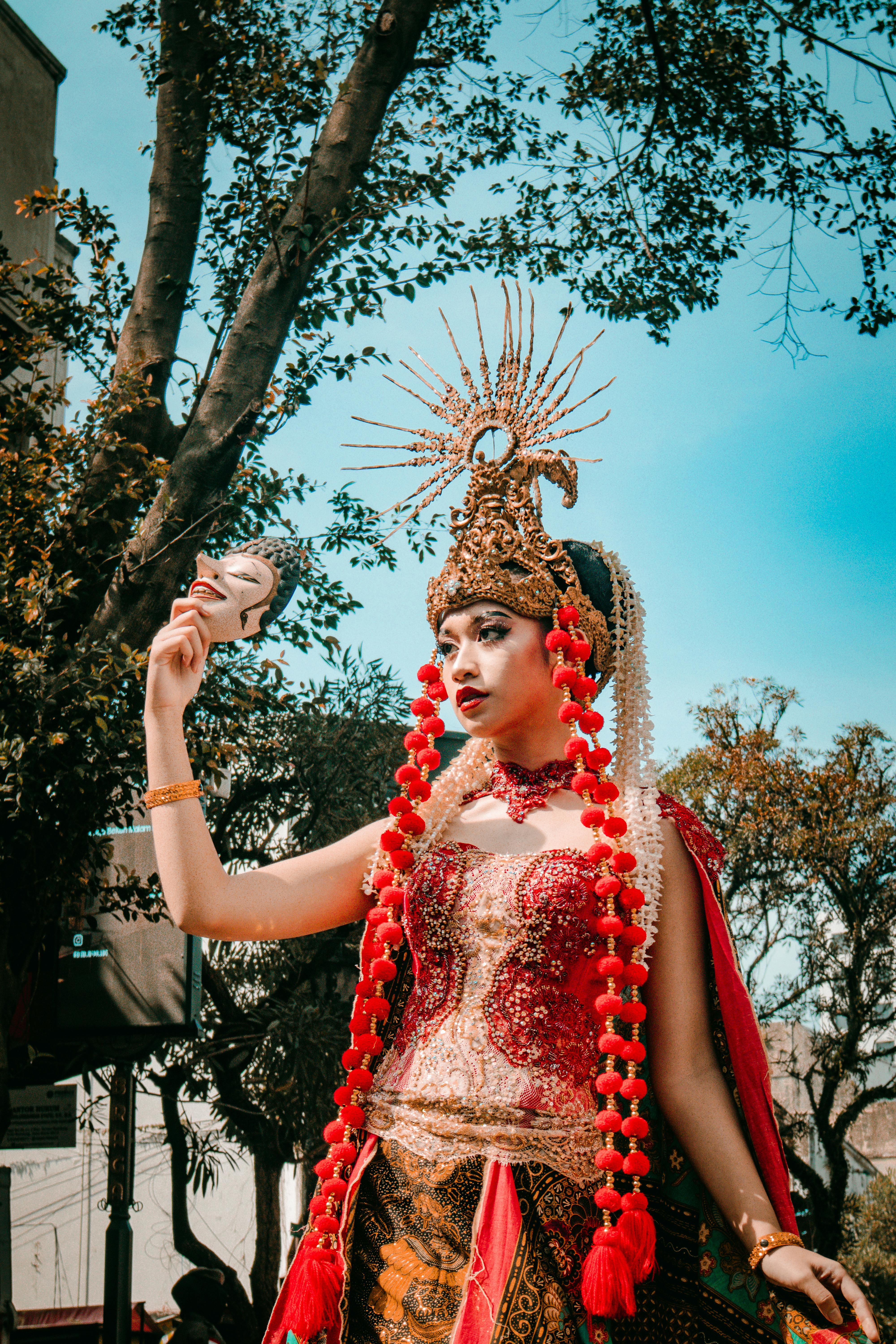 美景图片on_戴着面具的美丽女士