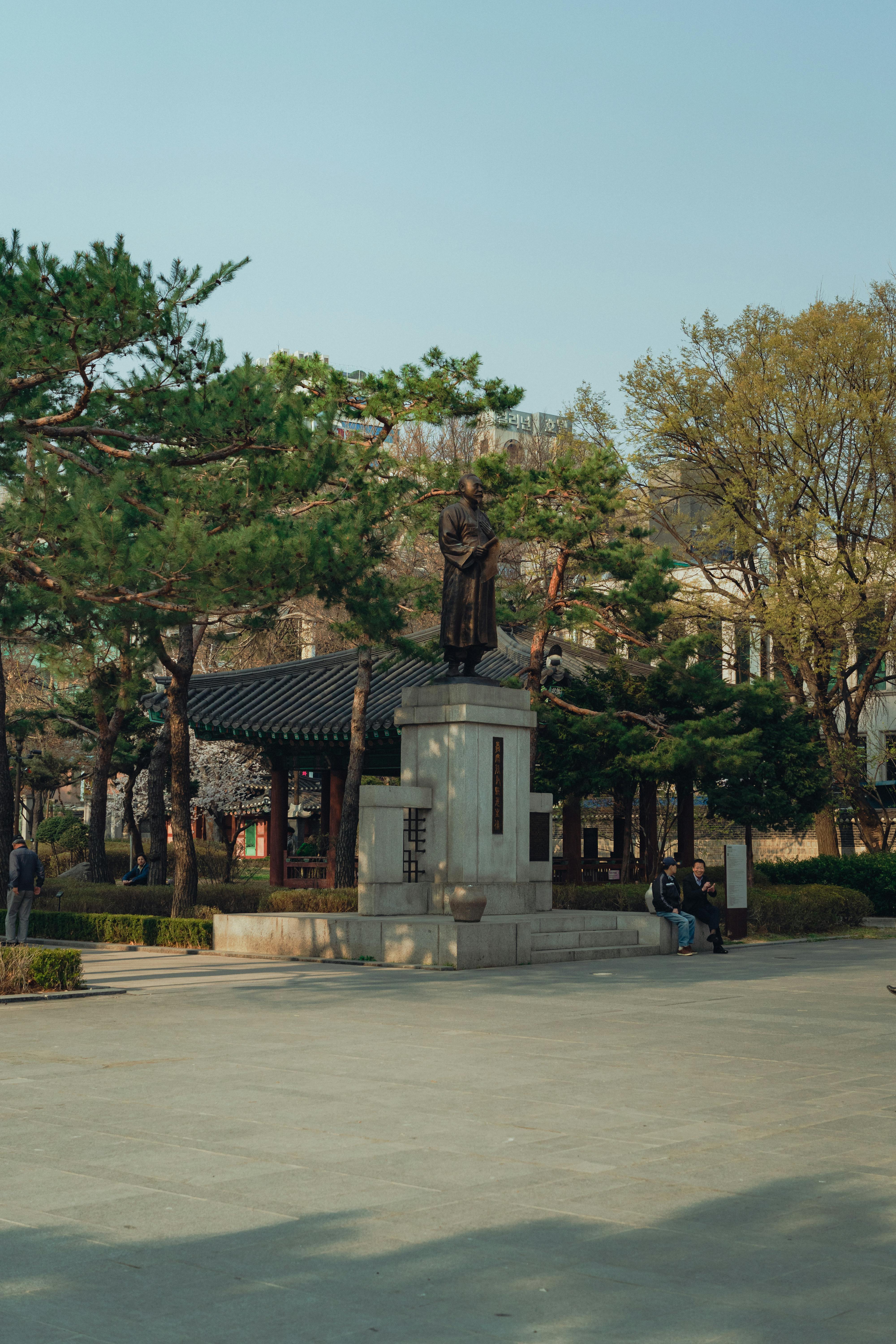 壁纸图片Surreal_首尔繁华街区的活力街景
