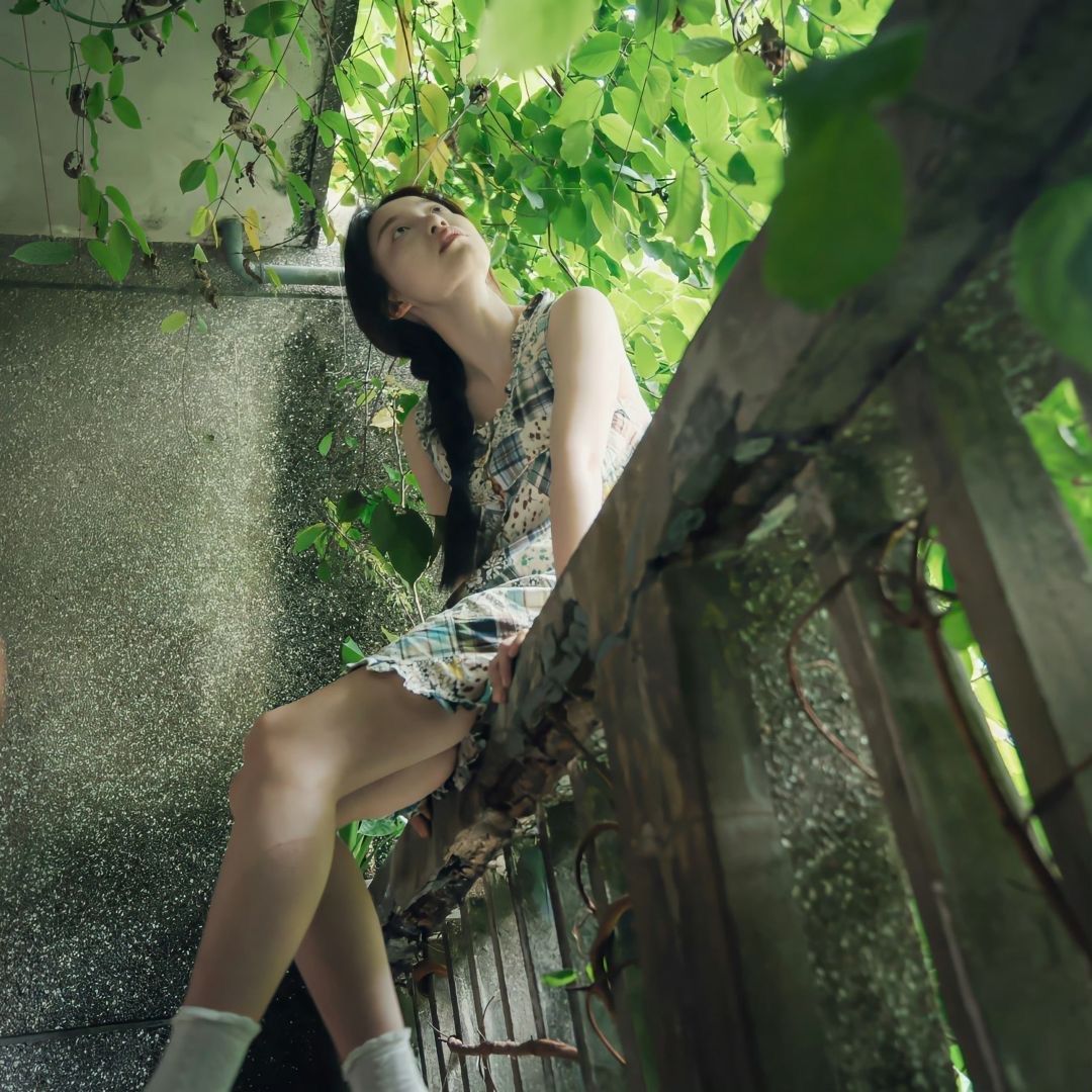 真人美女壁纸艺术_真人美女壁纸情头真人