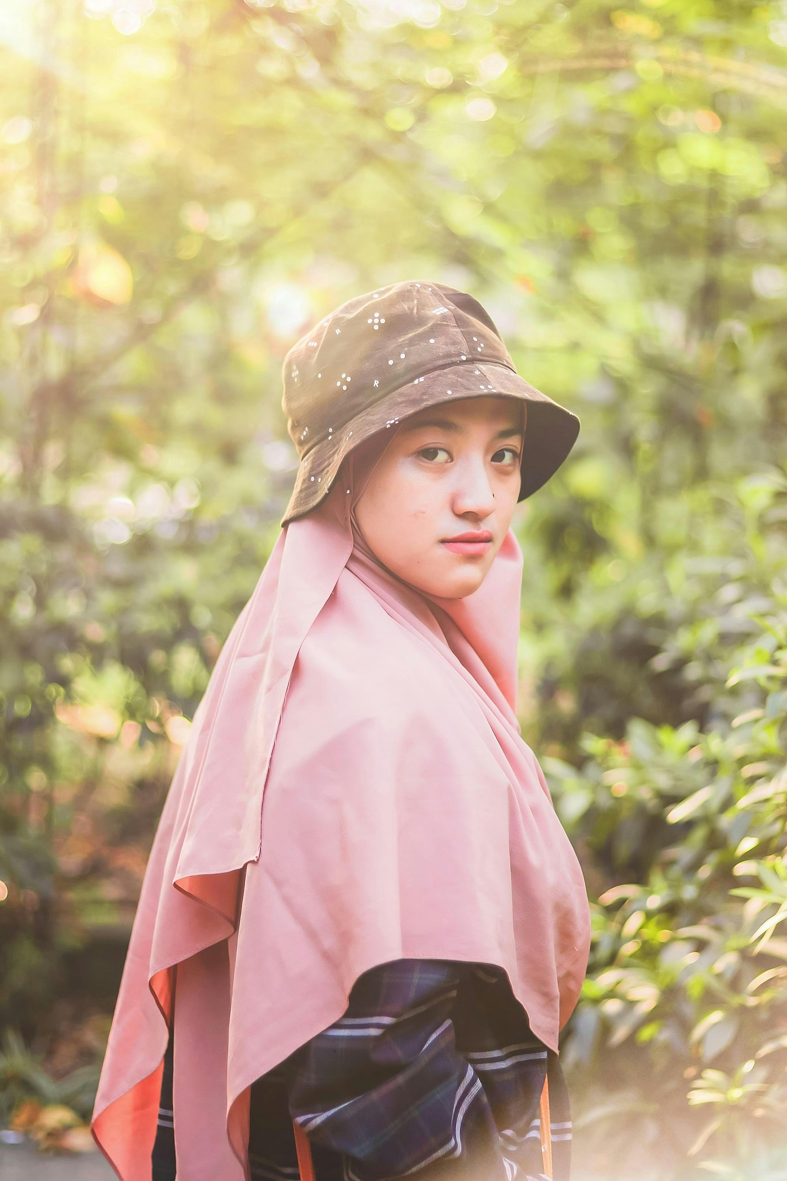 美景图片Li_休闲户外微笑女人肖像