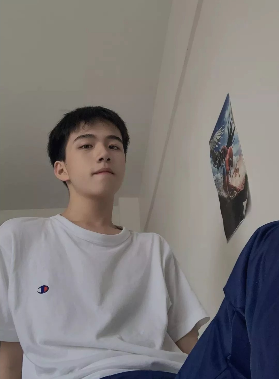 帅哥头像男生Look_帅哥图片头像照片