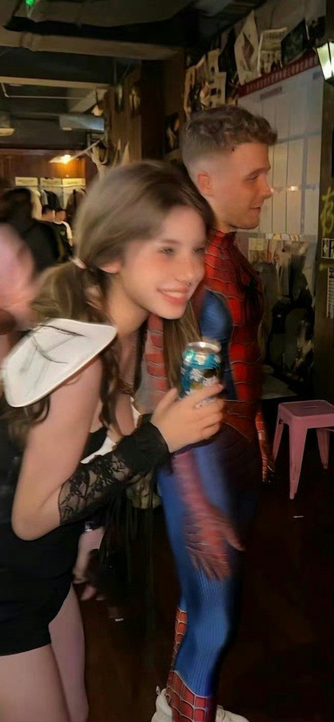 真人美女照片in_真人美女照片女头真人