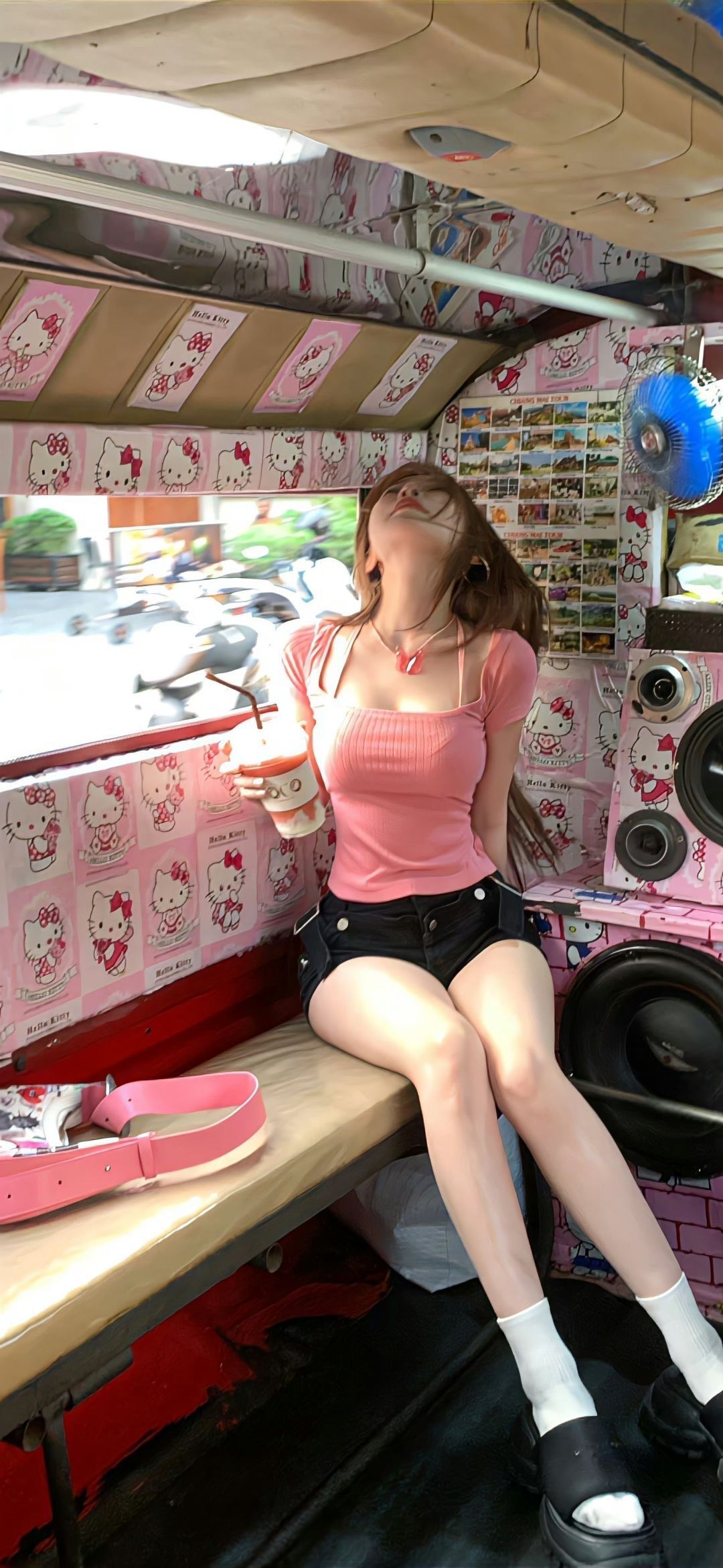 真人美女头像艺术_真人美女头像女生真人美女头像图源网络侵删