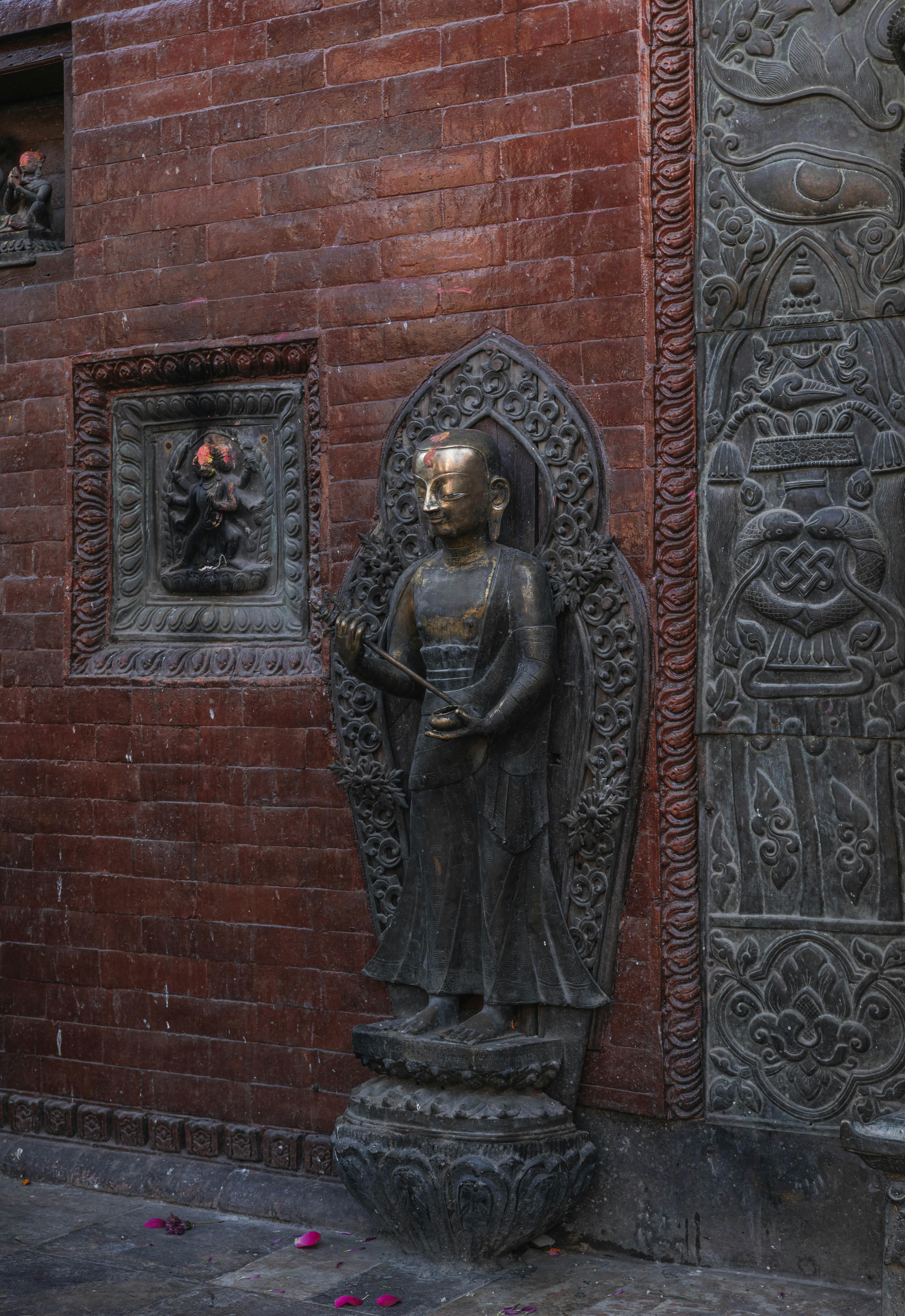美景图片瑞士风景_尼泊尔加德满都历史庭院