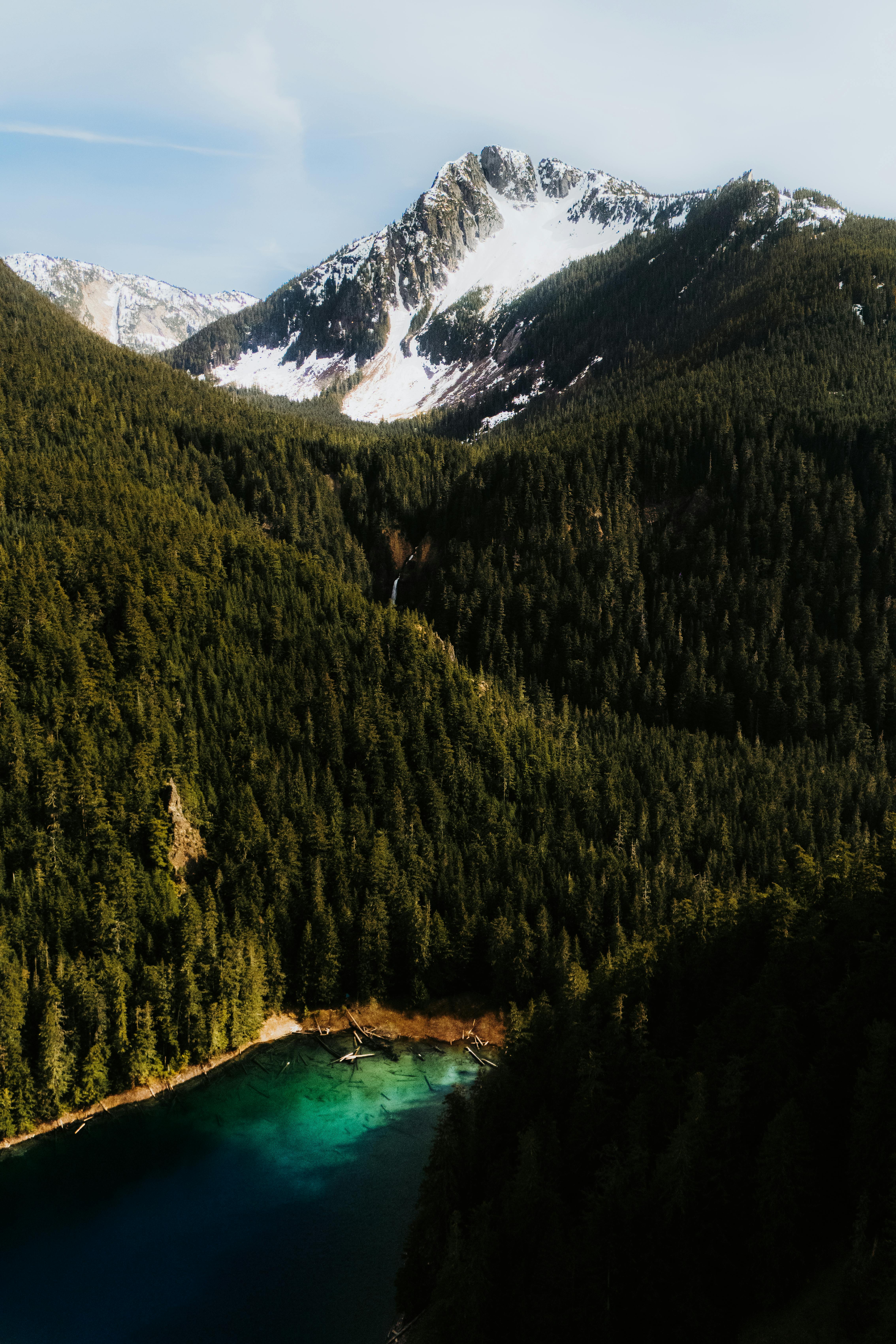 美景图片Landscape:_黄昏雪山村鸟瞰图