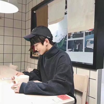 帅哥头像高冷云_帅哥图片头像头像真人