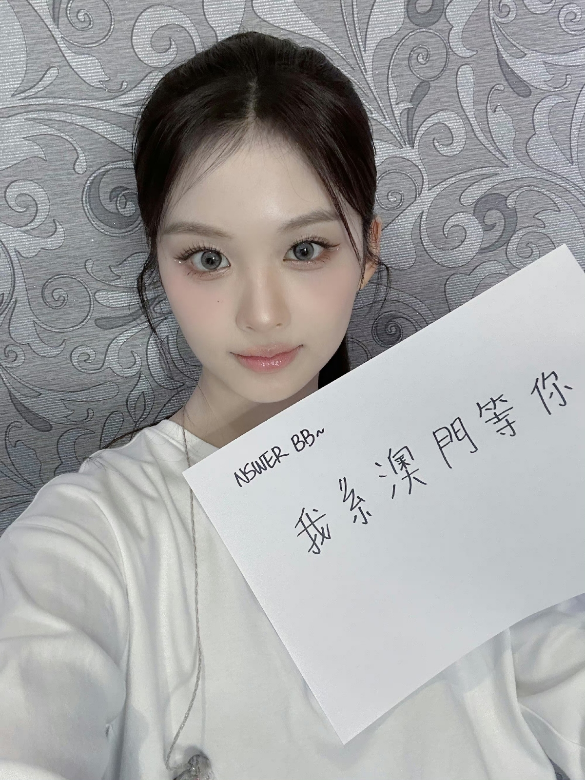 美女头像一个人_美女头像冷酷