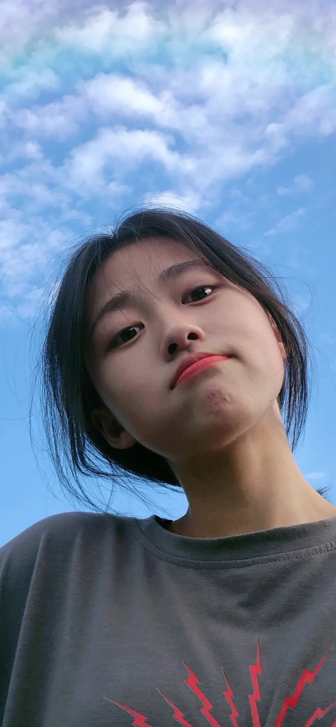 美女头像甜美_美女照片手机挡脸头像
