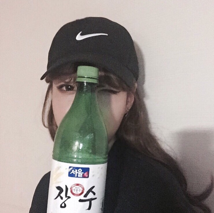 美女图片微信头像_美女头像真实自然背影