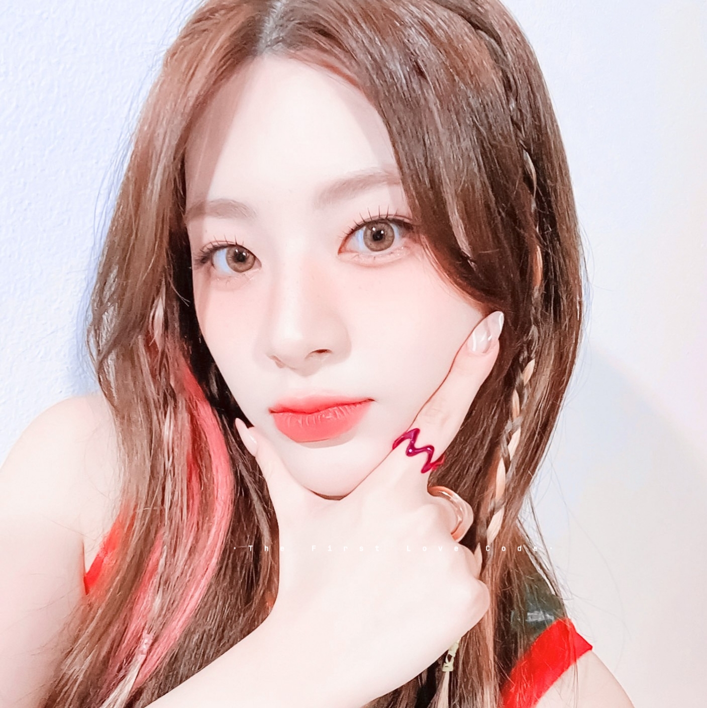 美女照片背影侧面_美女头像真实