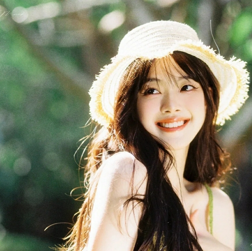 美女头像真人高冷_美女头像真人背影