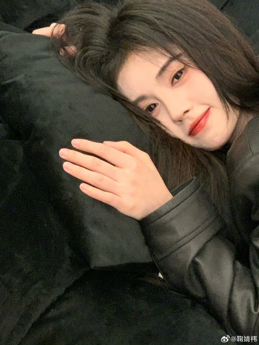 美女壁纸全屏_美女照片卡通教程
