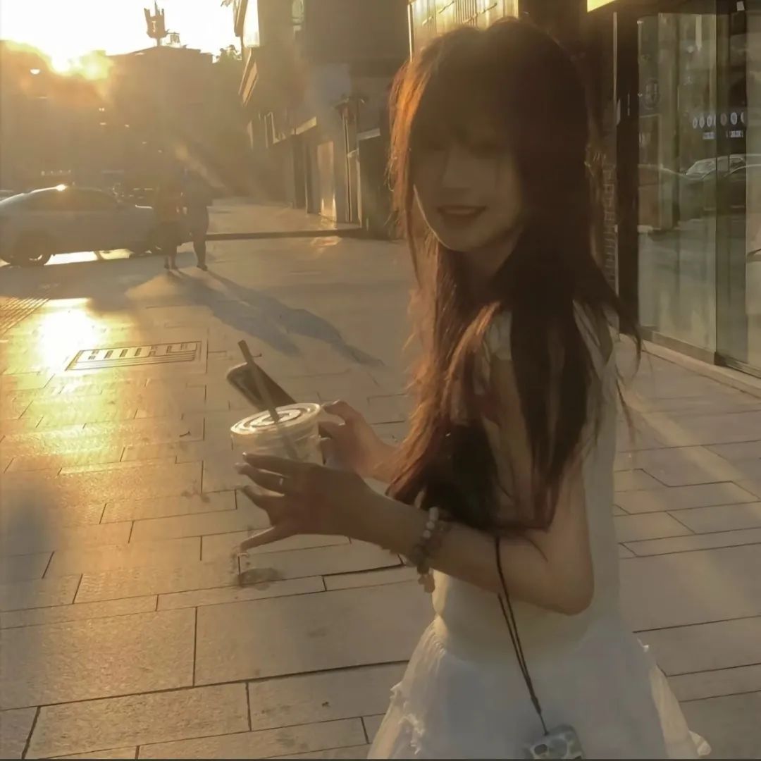 美女壁纸_美女头像一个人