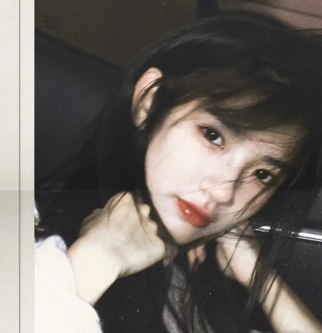 美女壁纸风景_美女照片