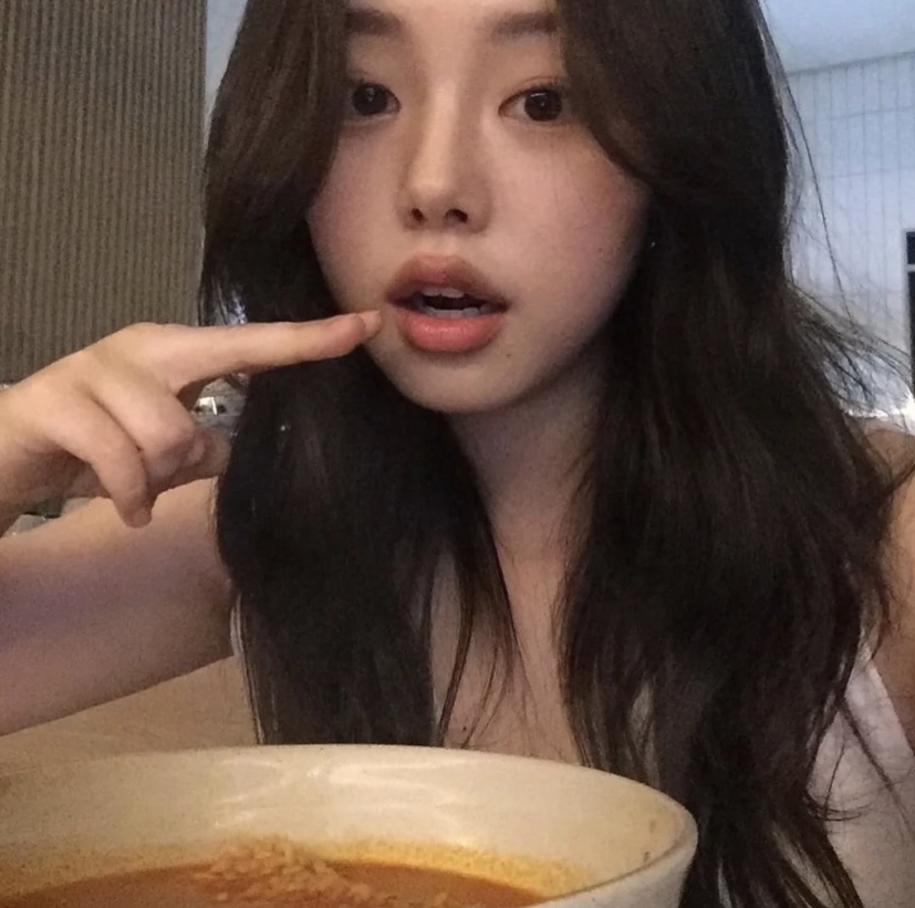 美女高雅造型_美女头像甜美