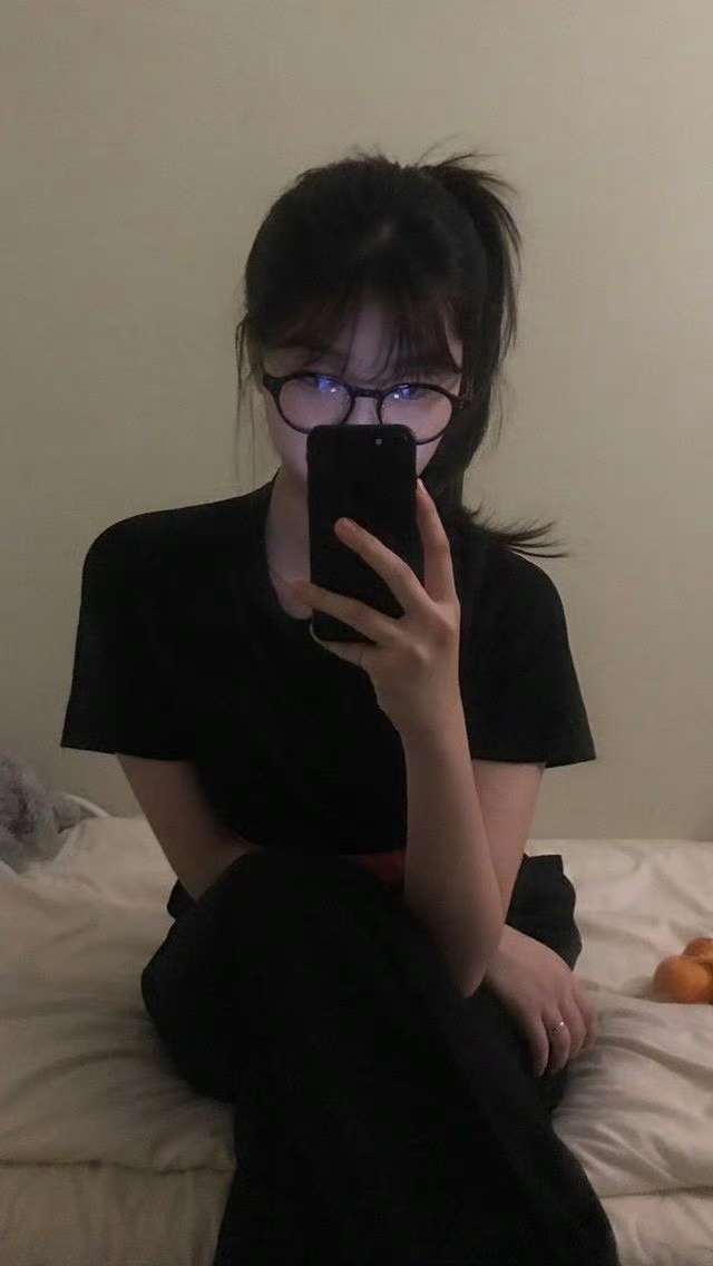 美女图片微信头像_美女头像甜美卡通