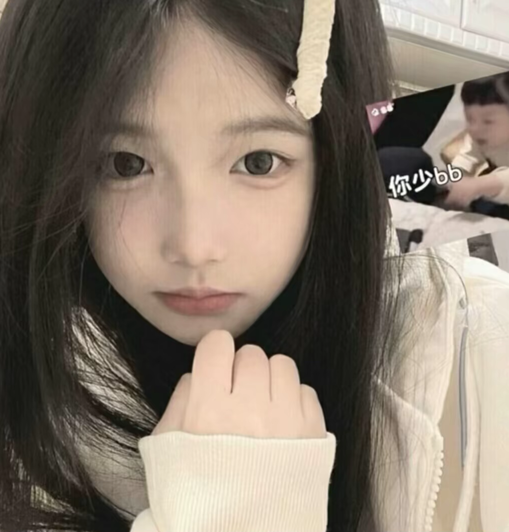 美女自拍_美女高雅造型